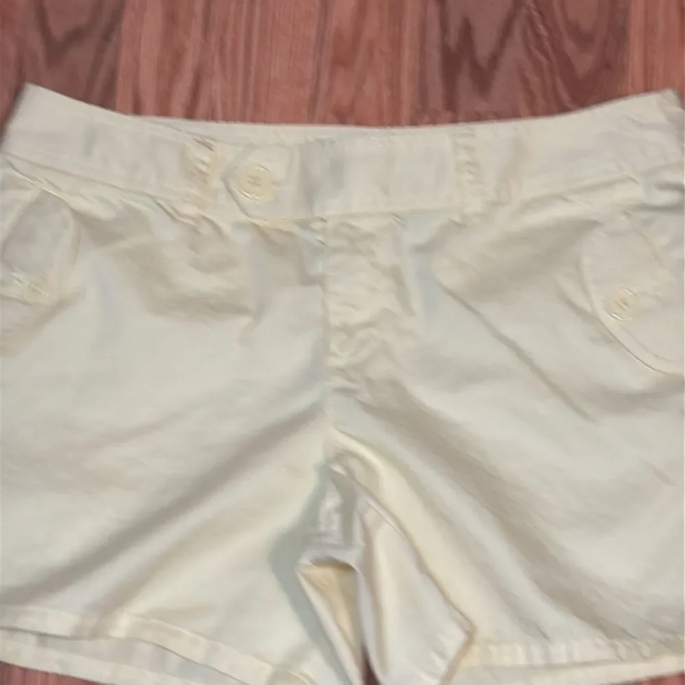 Moda Butter Yellow Cotton Shorts, midi, 10